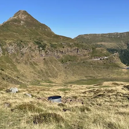 Appartement Studio-cabine Cosy: Au Pied Des Pistes, Balcon Sud-est, Commerces Et Patinoire à Proximité - Fr-1-787-42